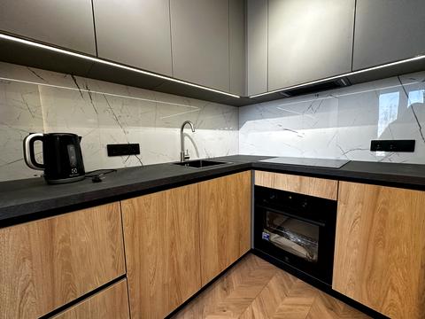 квартира за адресою Причальна вул., 12