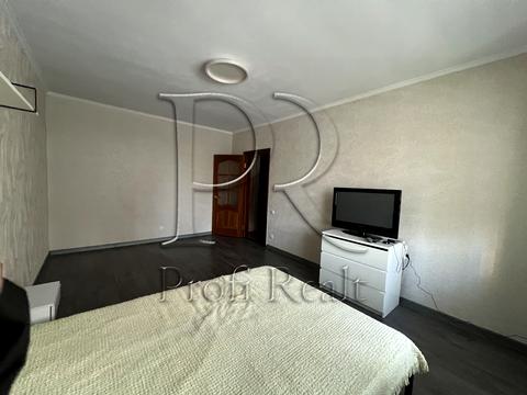 квартира за адресою Лариси Руденко вул., 21