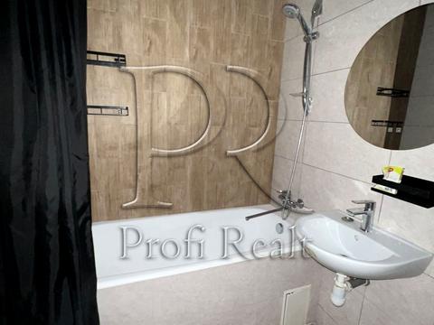 квартира за адресою Лариси Руденко вул., 21