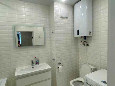 квартира за адресою Дніпровська набережна вул., 18-Б