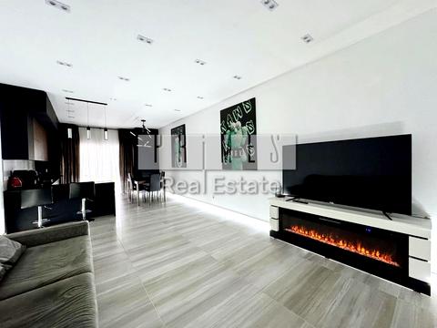 будинок за адресою смт. Козин, Київська вул., 47