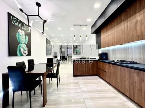 будинок за адресою смт. Козин, Київська вул., 47