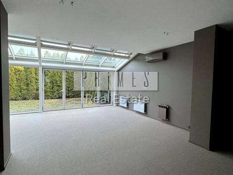 комерційна за адресою Київ, Новоселицька вул., 7