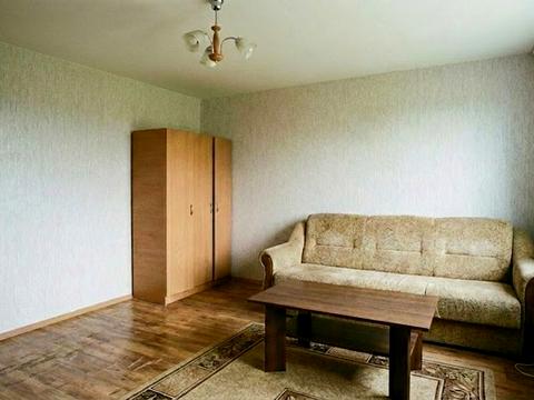 квартира за адресою Зої Гайдай вул., 10-А