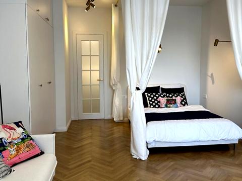 квартира за адресою Андрія Верхогляда вул. (Михайла Драгомирова), 14-А