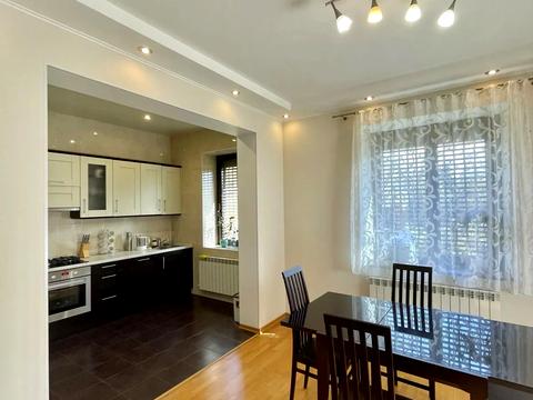 будинок за адресою солідарності