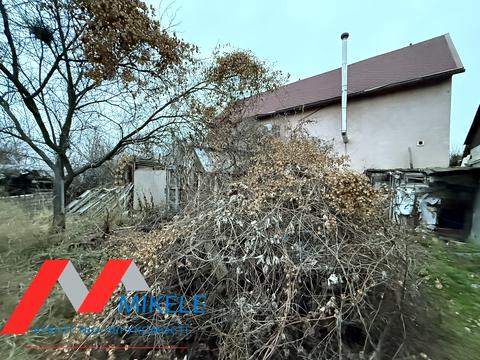 ділянка за адресою Садова, 116