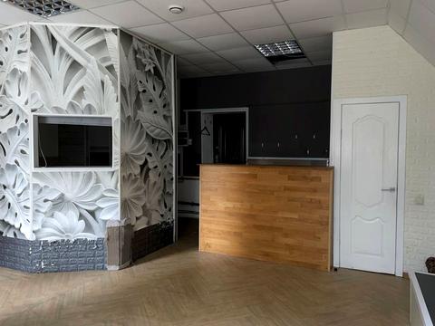 комерційна за адресою Придорожна вул., 1К3