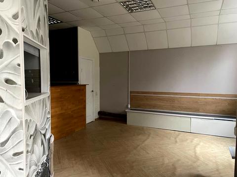 комерційна за адресою Придорожна вул., 1К3