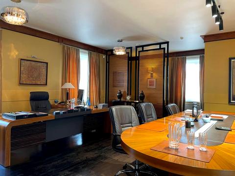 комерційна за адресою Жилянська вул., 97