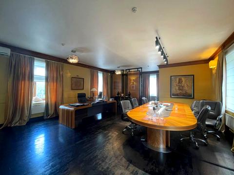 комерційна за адресою Жилянська вул., 97