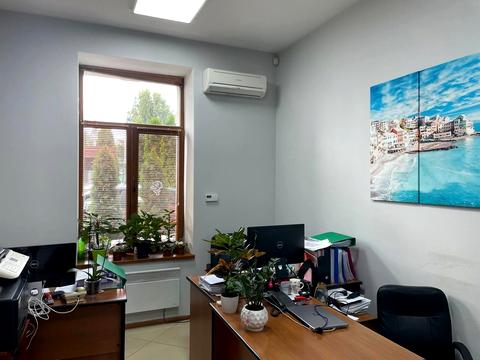 комерційна за адресою Жилянська вул., 97