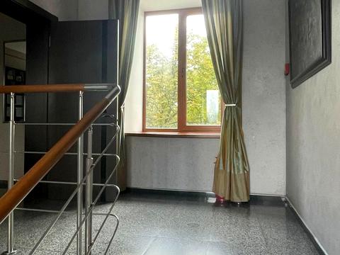 комерційна за адресою Жилянська вул., 97