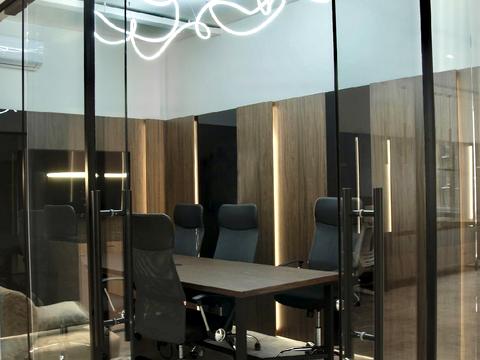 коммерческая по адресу Князей Острожских ул. (Московська), 46/2