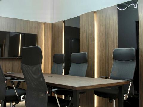 коммерческая по адресу Князей Острожских ул. (Московська), 46/2