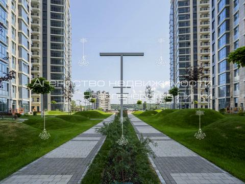 комерційна за адресою Андрія Верхогляда вул. (Михайла Драгомирова), 19-А