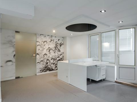 комерційна за адресою Мокра вул. (Кудряшова), 3