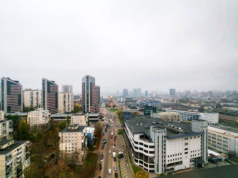 комерційна за адресою Мокра вул. (Кудряшова), 3