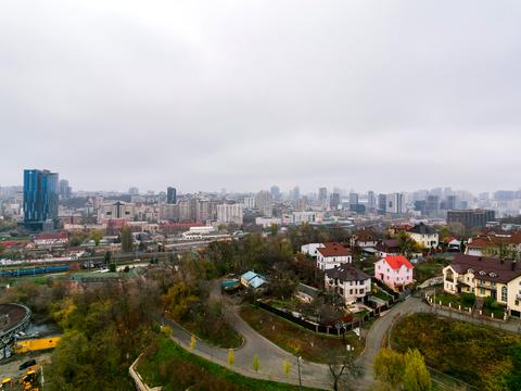 комерційна за адресою Мокра вул. (Кудряшова), 3