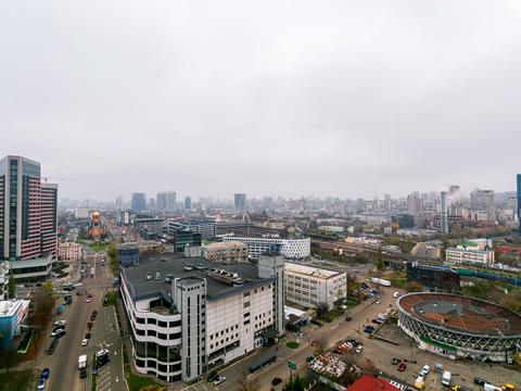 комерційна за адресою Мокра вул. (Кудряшова), 3