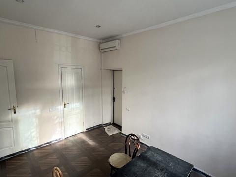 квартира за адресою Лабораторна вул., 37/33