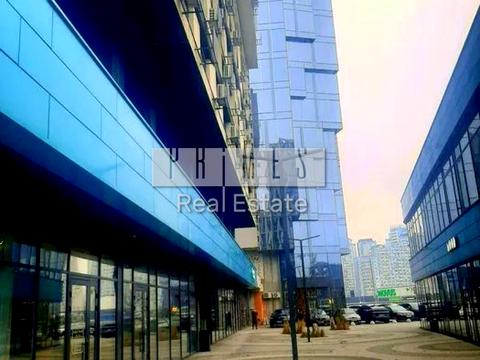 комерційна за адресою Зарічна вул., 2