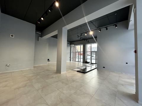 комерційна за адресою Рівненська вул., 25-Є