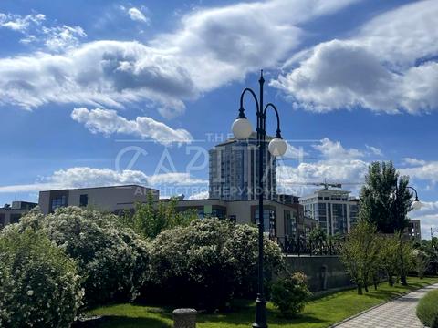 квартира за адресою Андрія Верхогляда вул. (Михайла Драгомирова), 20-А