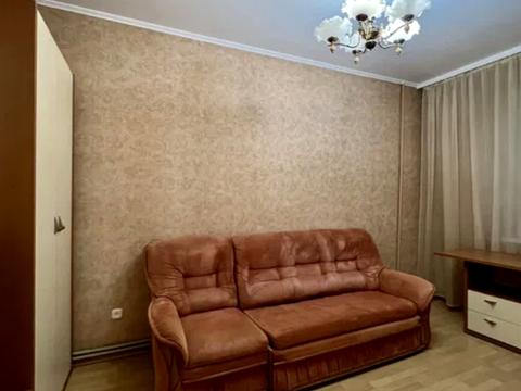 квартира за адресою Макарова вул. (Більшовицька), 35