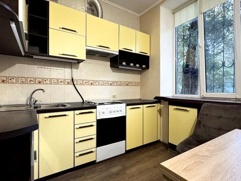 квартира за адресою Рекордна вул., 18