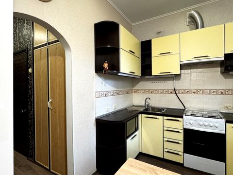 квартира за адресою Рекордна вул., 18