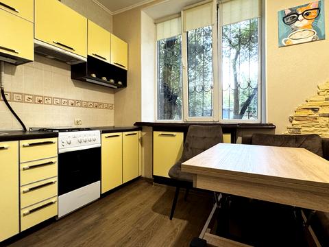 квартира за адресою Рекордна вул., 18