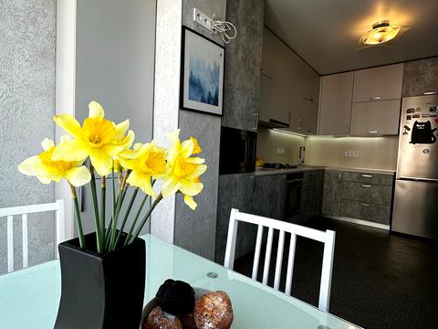 квартира за адресою Джерельна вул., 10