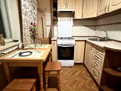 квартира за адресою Червоної Калини просп. (Володимира Маяковського), 14-А