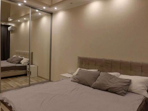 квартира за адресою Київ, Зарічна вул., 2 к1