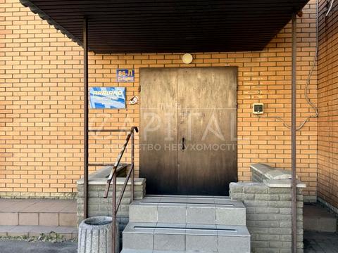 комерційна за адресою Казимира Малевича вул. (Боженка), 86