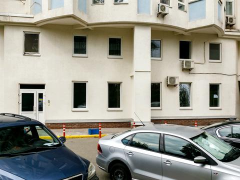 комерційна за адресою Миколи Міхновського бульв. (Дружби народів), 14-16