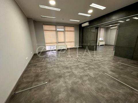 коммерческая по адресу Антоновича ул. (Горького), 33 в 