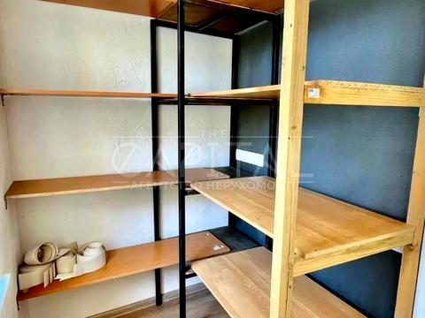 комерційна за адресою Михайлівська вул., 12-Б