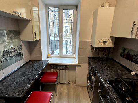 квартира за адресою Матроський узвіз, 11