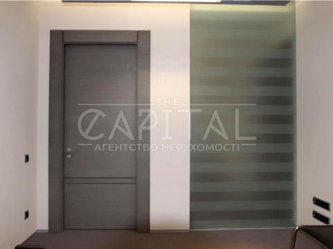 коммерческая по адресу Студентська, 2