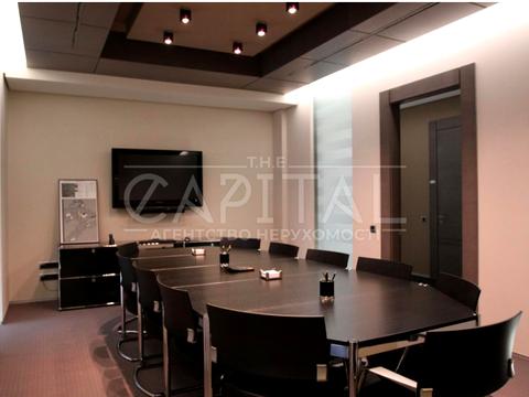 коммерческая по адресу Студентська, 2