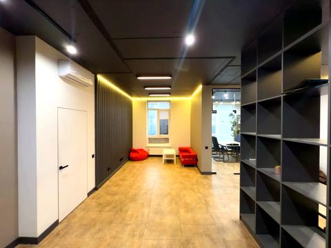 комерційна за адресою Жилянська вул., 68