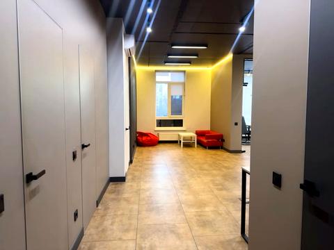 комерційна за адресою Жилянська вул., 68