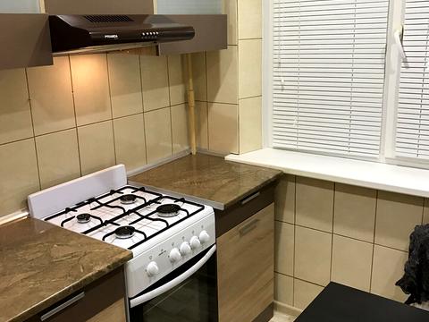 квартира за адресою Петра Григоренка просп. (Маршала Жукова), 12б