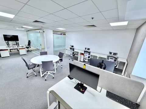 комерційна за адресою Богдана Хмельницького вул., 17/52А