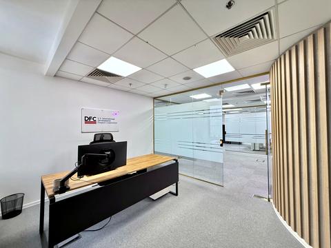 комерційна за адресою Богдана Хмельницького вул., 17/52А