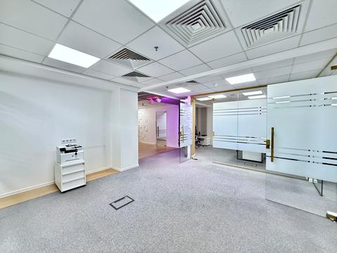 комерційна за адресою Богдана Хмельницького вул., 17/52А