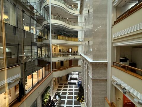 комерційна за адресою Богдана Хмельницького вул., 17/52А