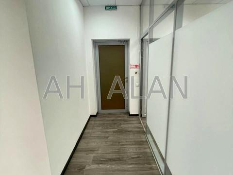 коммерческая по адресу Нововокзальная ул., 2